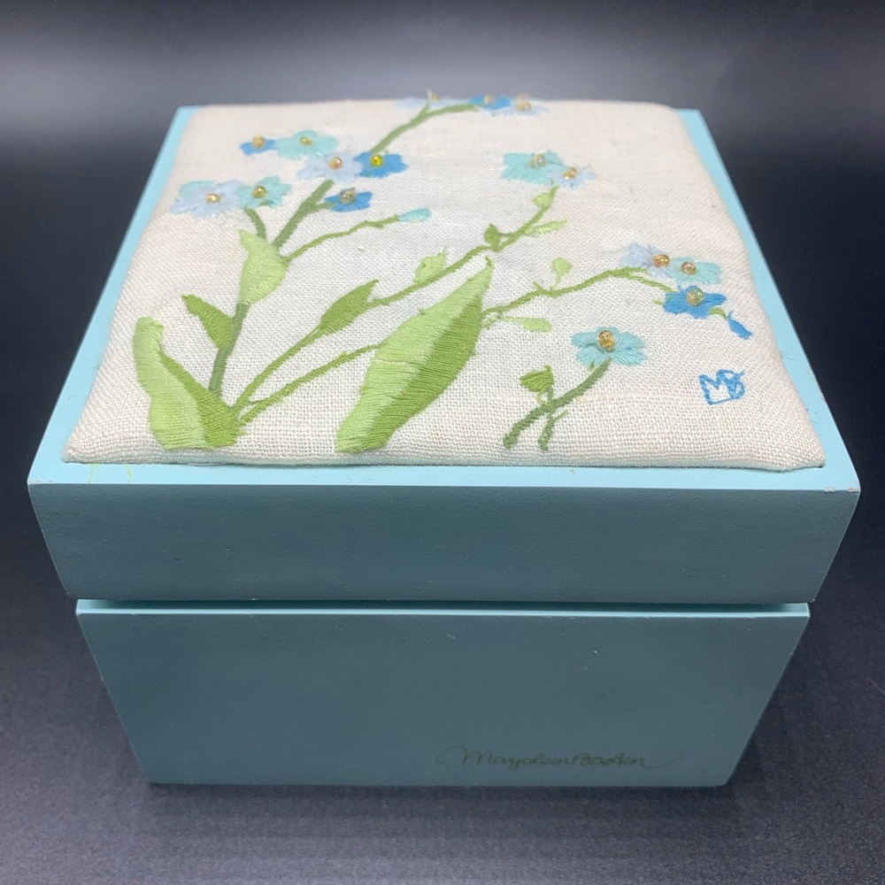 Vintage music box from Hallmark